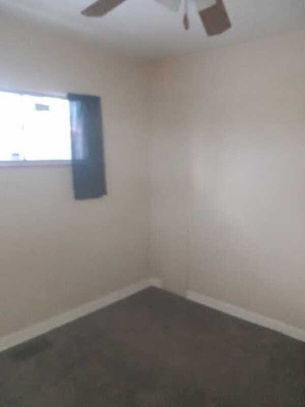 1928 Vaughn St - Photo 7 of 9