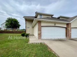 featured image of 3142 W Golden Valley Ct