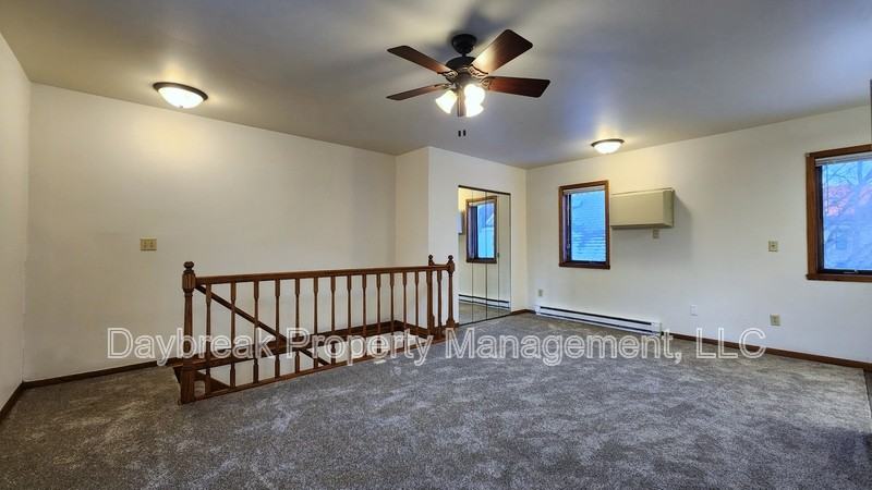 1117 2nd Ave S - Photo 2 of 12