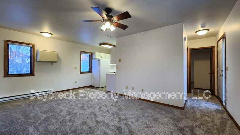 1117 2nd Ave S - Photo 4 of 12