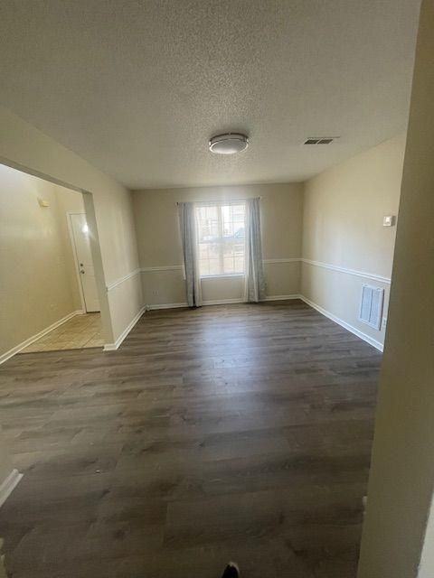 6469 Brenda Ann Dr - Photo 4 of 34