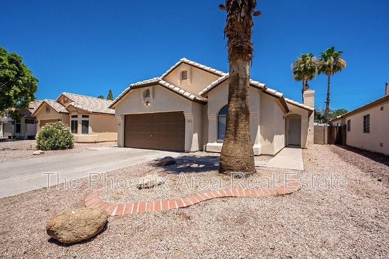 1070 W Chilton Dr - Photo 3 of 39