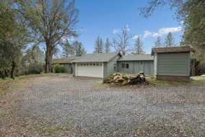 featured image of 1800 Tyrrel Ln