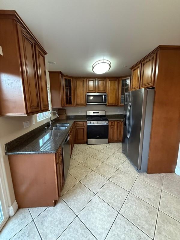 480 Park Way - Photo 5 of 16