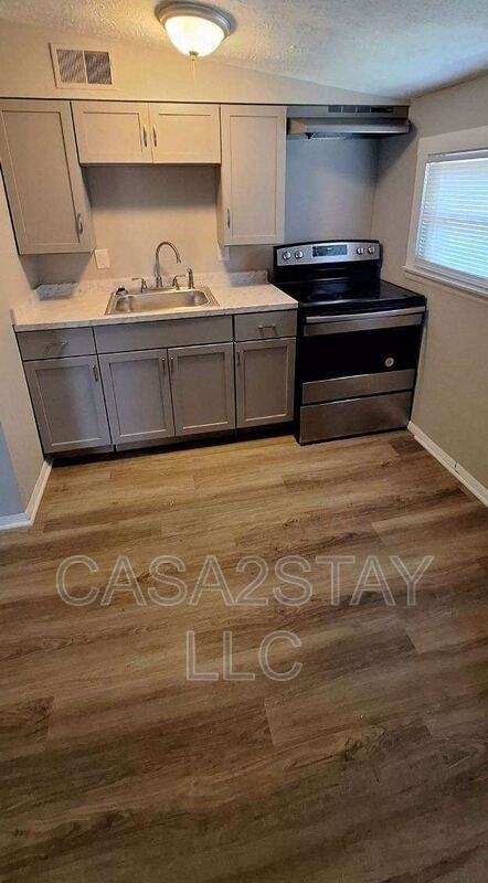 720 Hardy Ave #2 - Photo 2 of 9