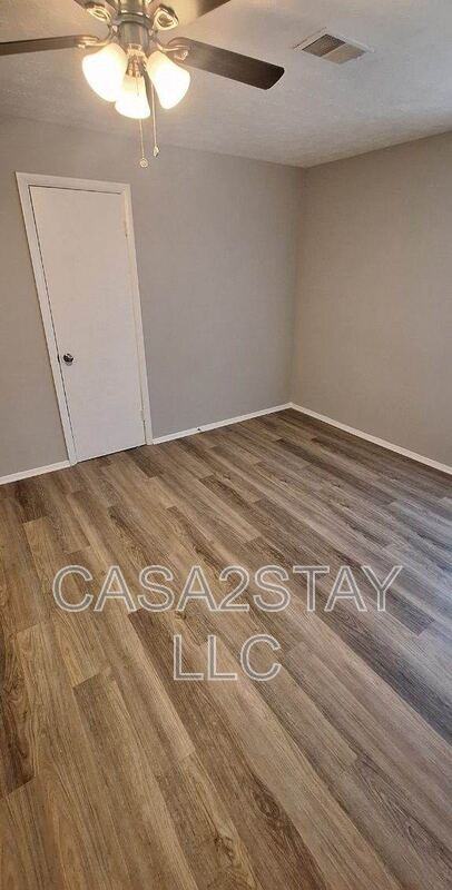 720 Hardy Ave #2 - Photo 6 of 9