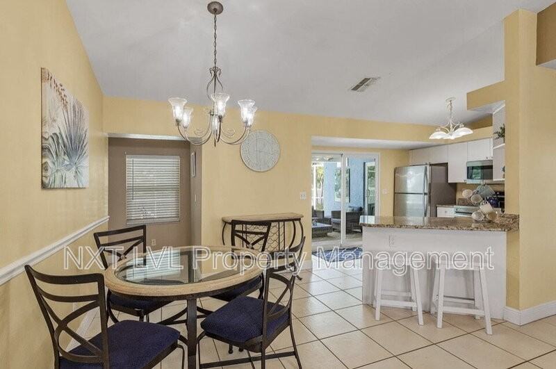 4123 Sw 21st Pl - Photo 7 of 28