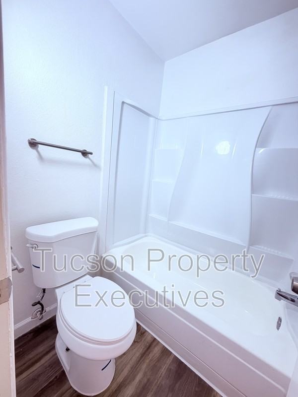 3810 E Monte Vista Dr - Photo 7 of 11