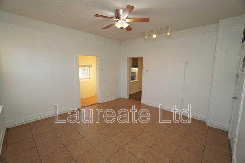 2417 E 47th Ave - Photo 2 of 18