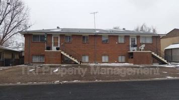 featured image of 824 30th Avenue Pl #4