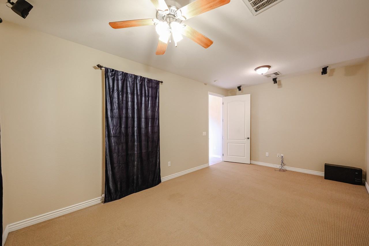 2351 E Azalea Dr - Photo 4 of 50