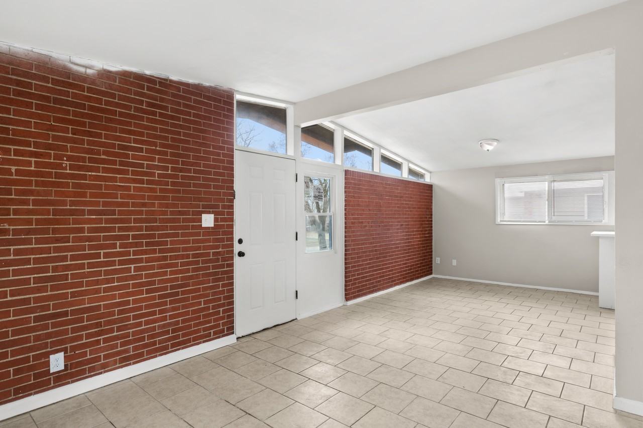 6612 Graybirch Dr - Photo 6 of 27