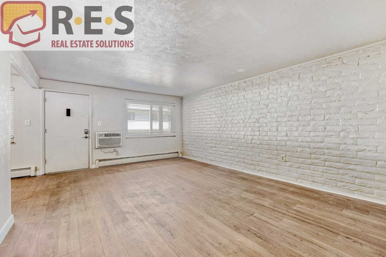 875 S Quebec St #24 - Photo 7 of 17