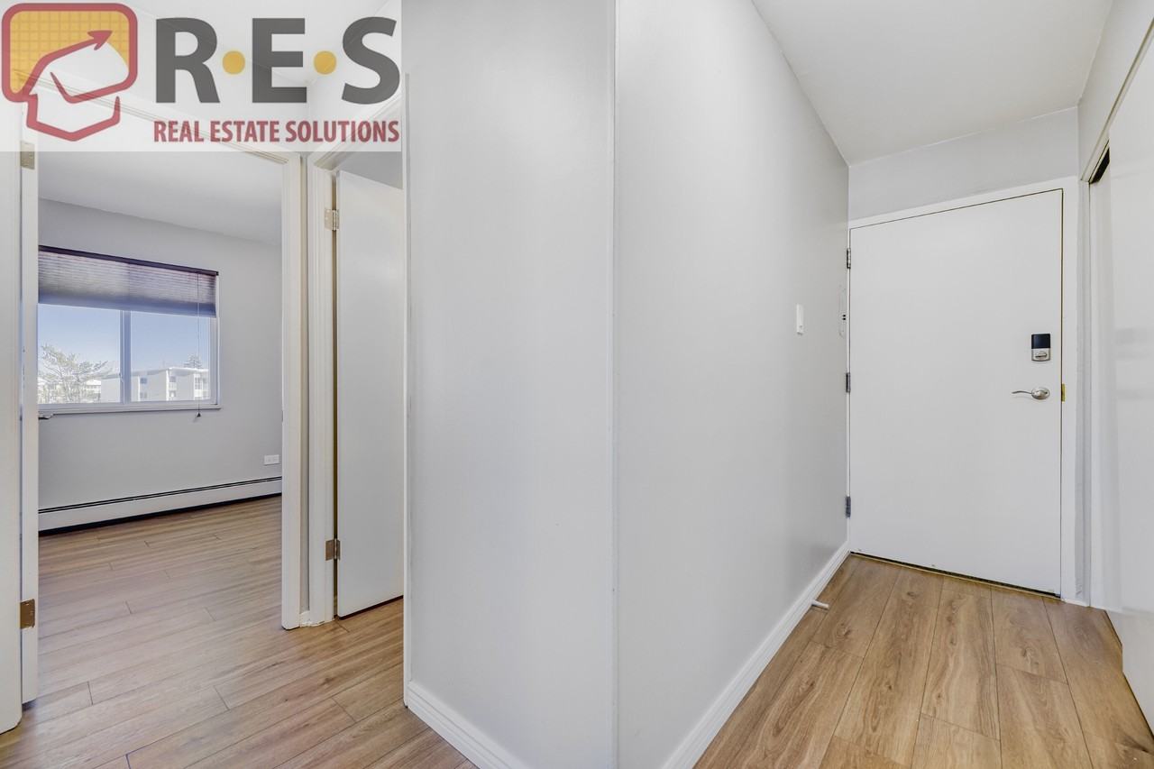 675 S Alton Way #1D - Photo 6 of 17