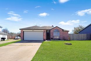 8613 Casler Cir - Photo 1 of 1