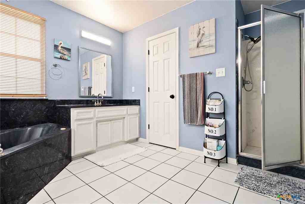 4310 Esta Lee Ave - Photo 4 of 28