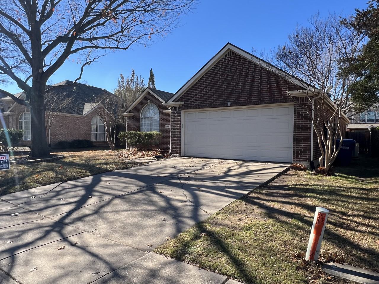 2900 Dunbar Dr - Photo 2 of 30
