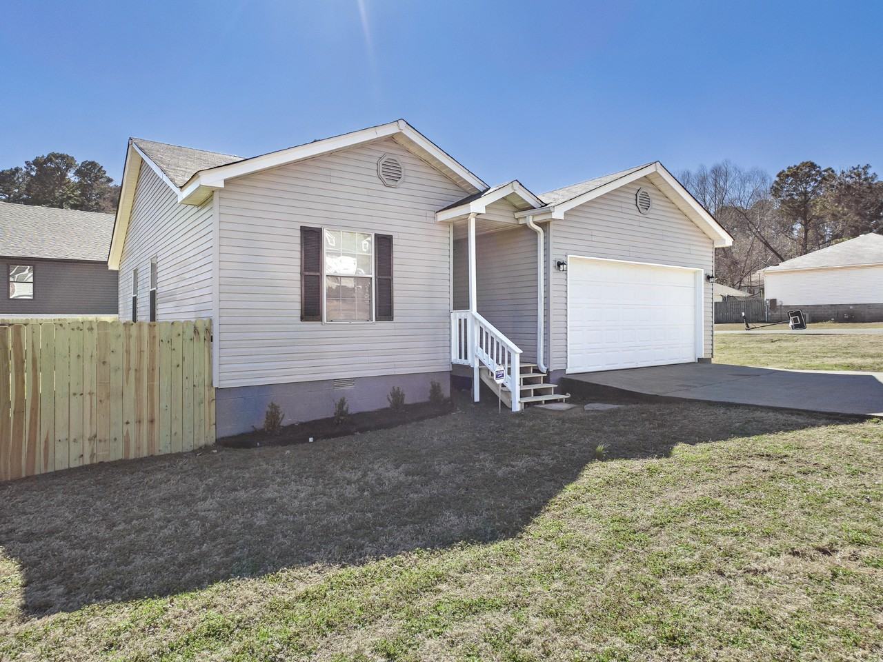 1707 Michael Dr - Photo 2 of 20