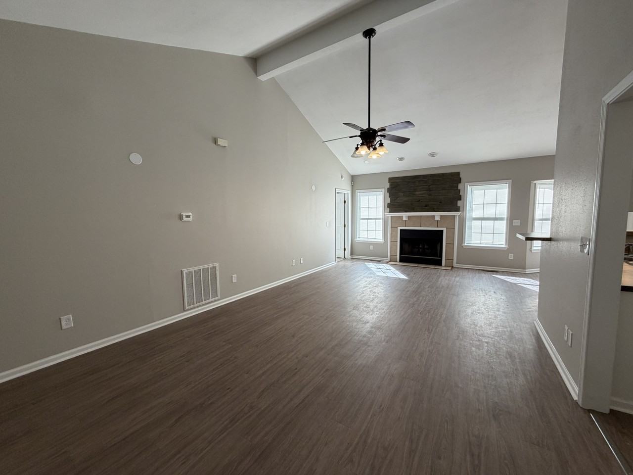 1707 Michael Dr - Photo 3 of 20