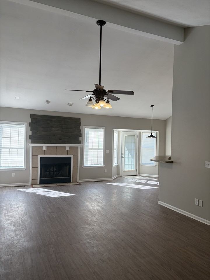 1707 Michael Dr - Photo 4 of 20