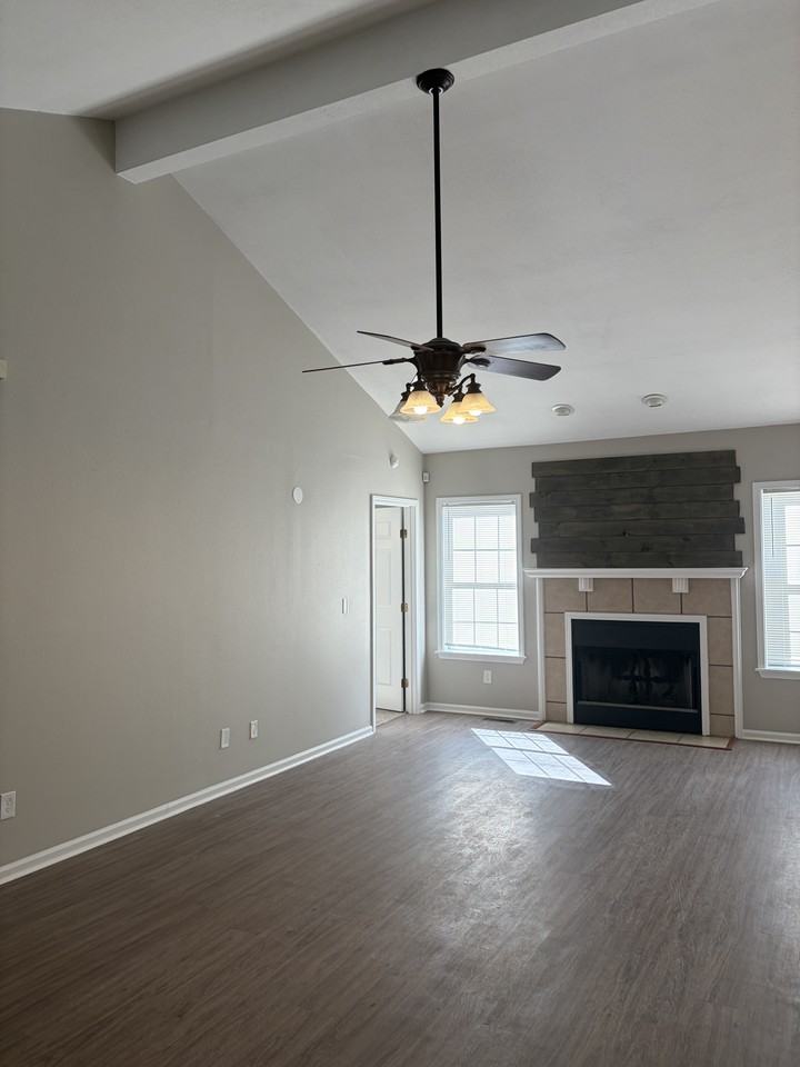 1707 Michael Dr - Photo 5 of 20