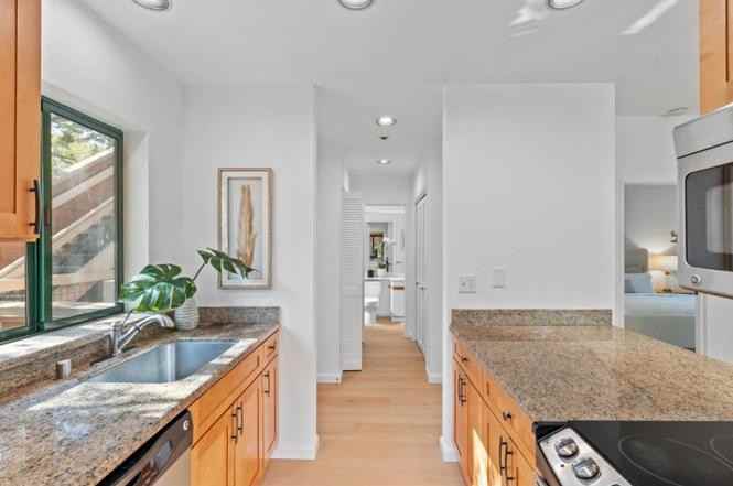 4250 El Camino Real - Photo 6 of 12