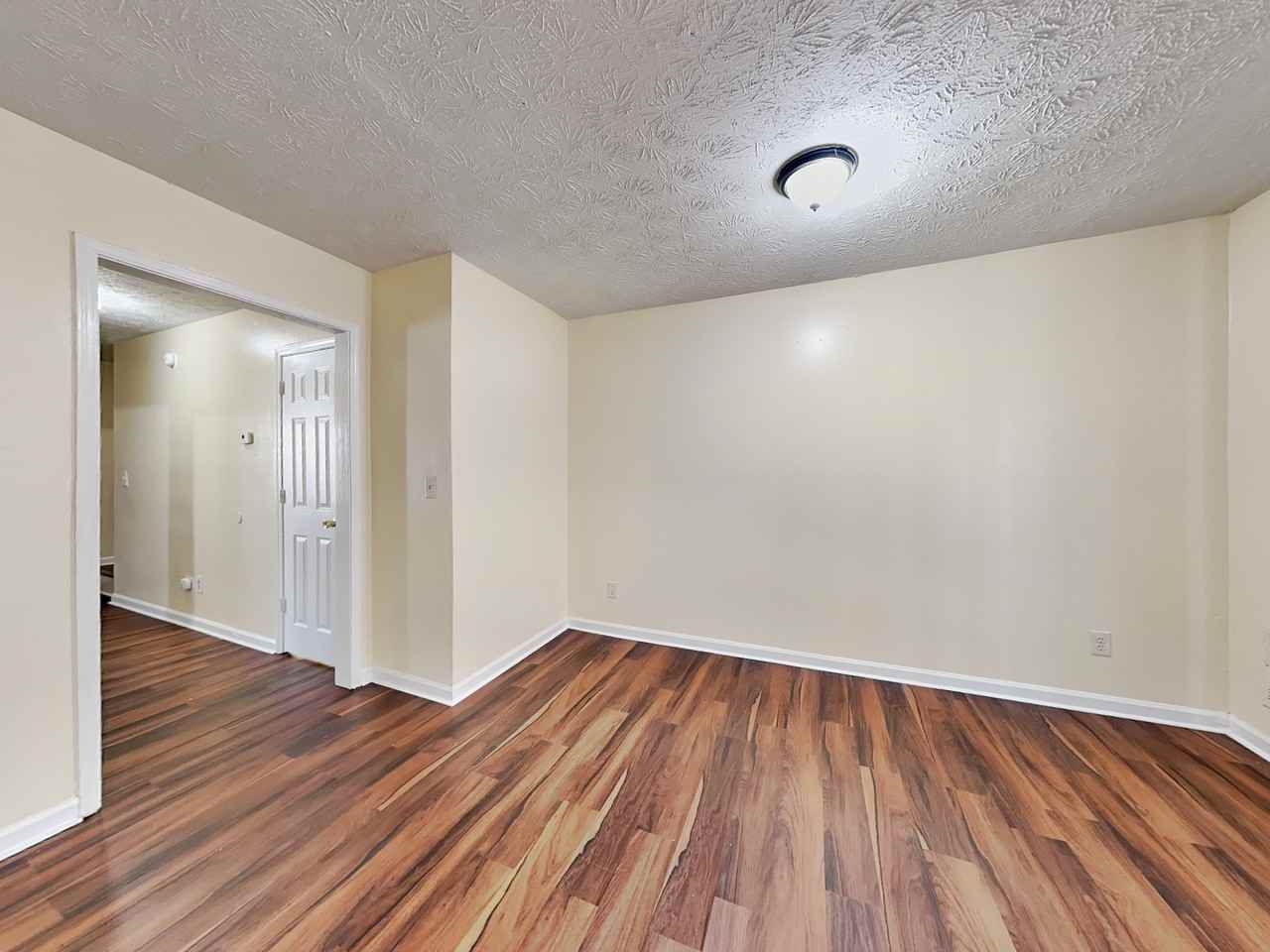 5280 Ridge Forest Dr - Photo 4 of 21