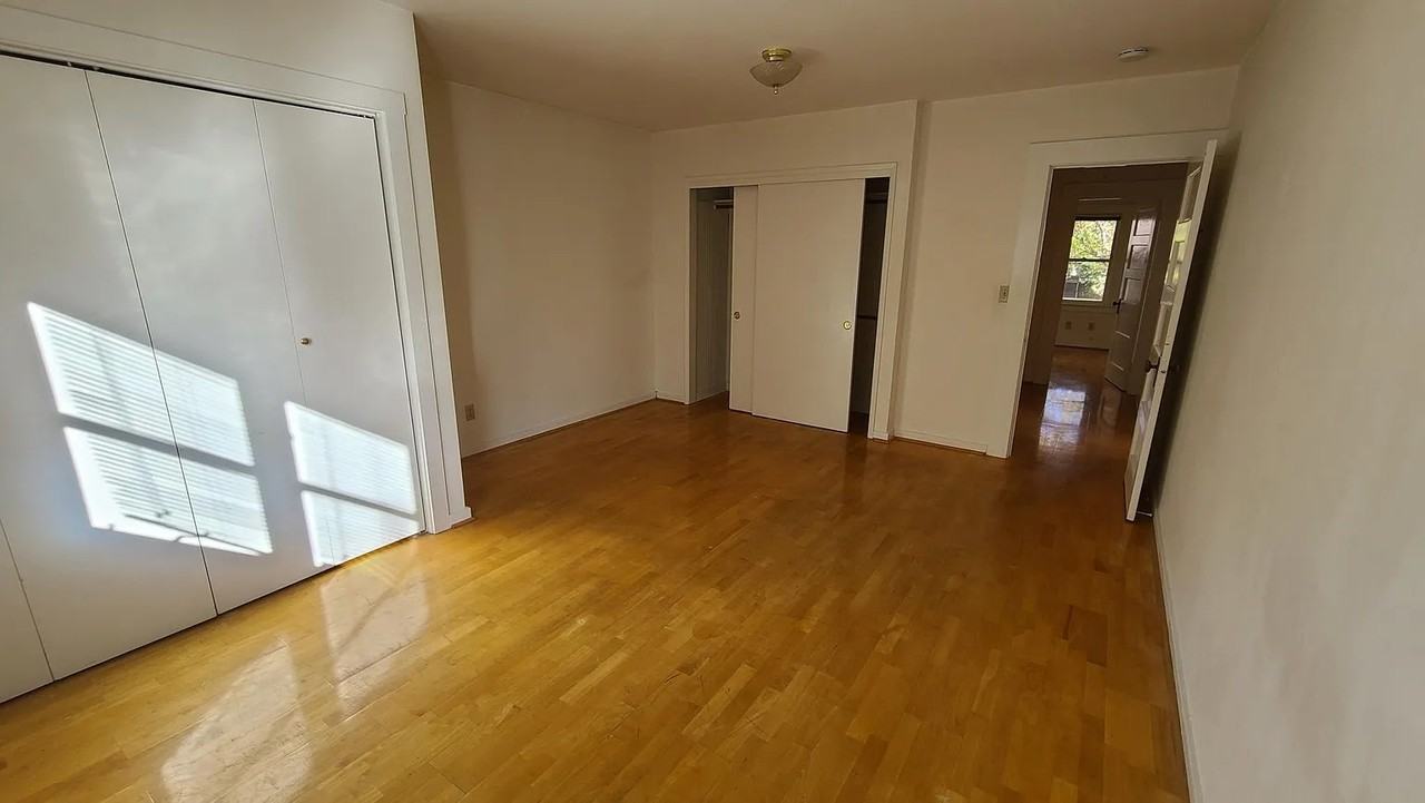 508 Monterey Ave - Photo 4 of 12