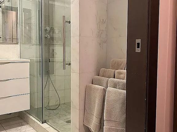 40 Brighton 1St Rd - Photo 7 of 9