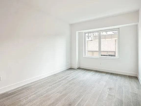 10 Nevins St - Photo 4 of 7