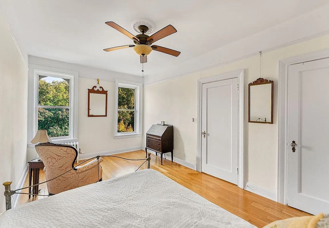 811 Walton Ave - Photo 6 of 7