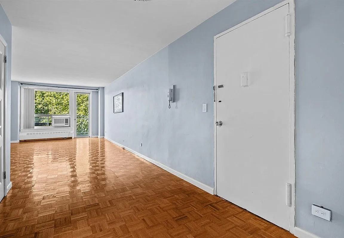 2575 Palisade Ave - Photo 4 of 6