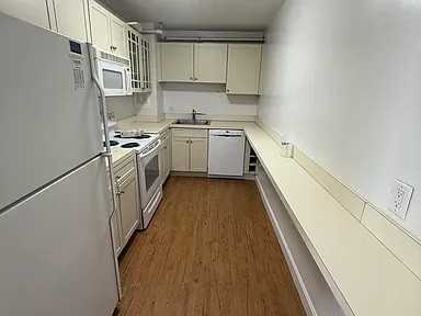 872 Massachusetts Ave #701 - Photo 2 of 8