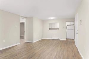 featured image of 328 Greenwood St #B17