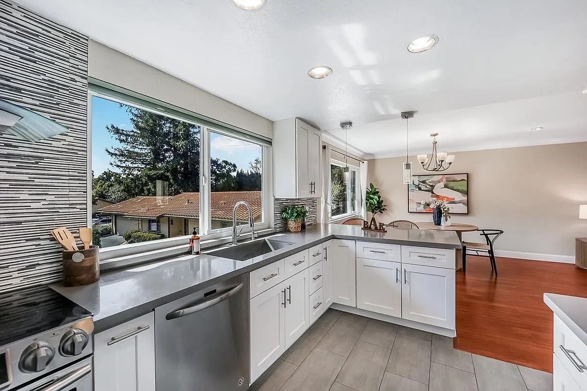 842 Monty Cir - Photo 6 of 22