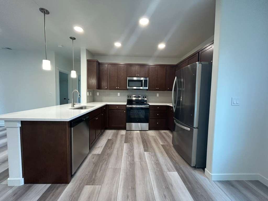 15 Johnson St - Photo 4 of 18