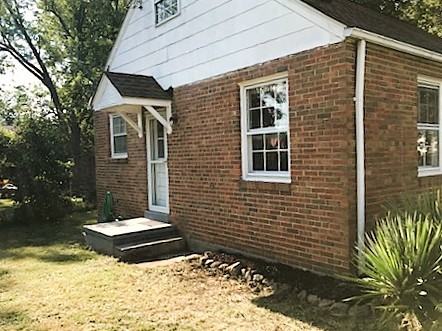 9204 51st Ave - Photo 2 of 12