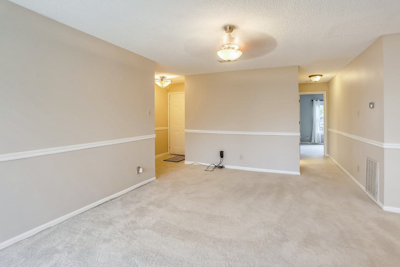 12103 Greenway Ct #201 - Photo 5 of 27