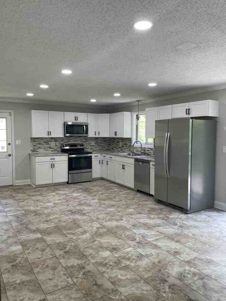 4630 Sherry Ln #NA - Photo 5 of 18