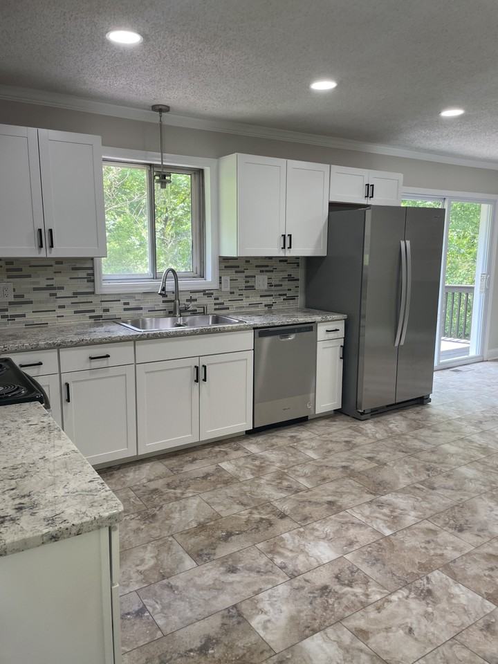 4630 Sherry Ln #NA - Photo 6 of 18