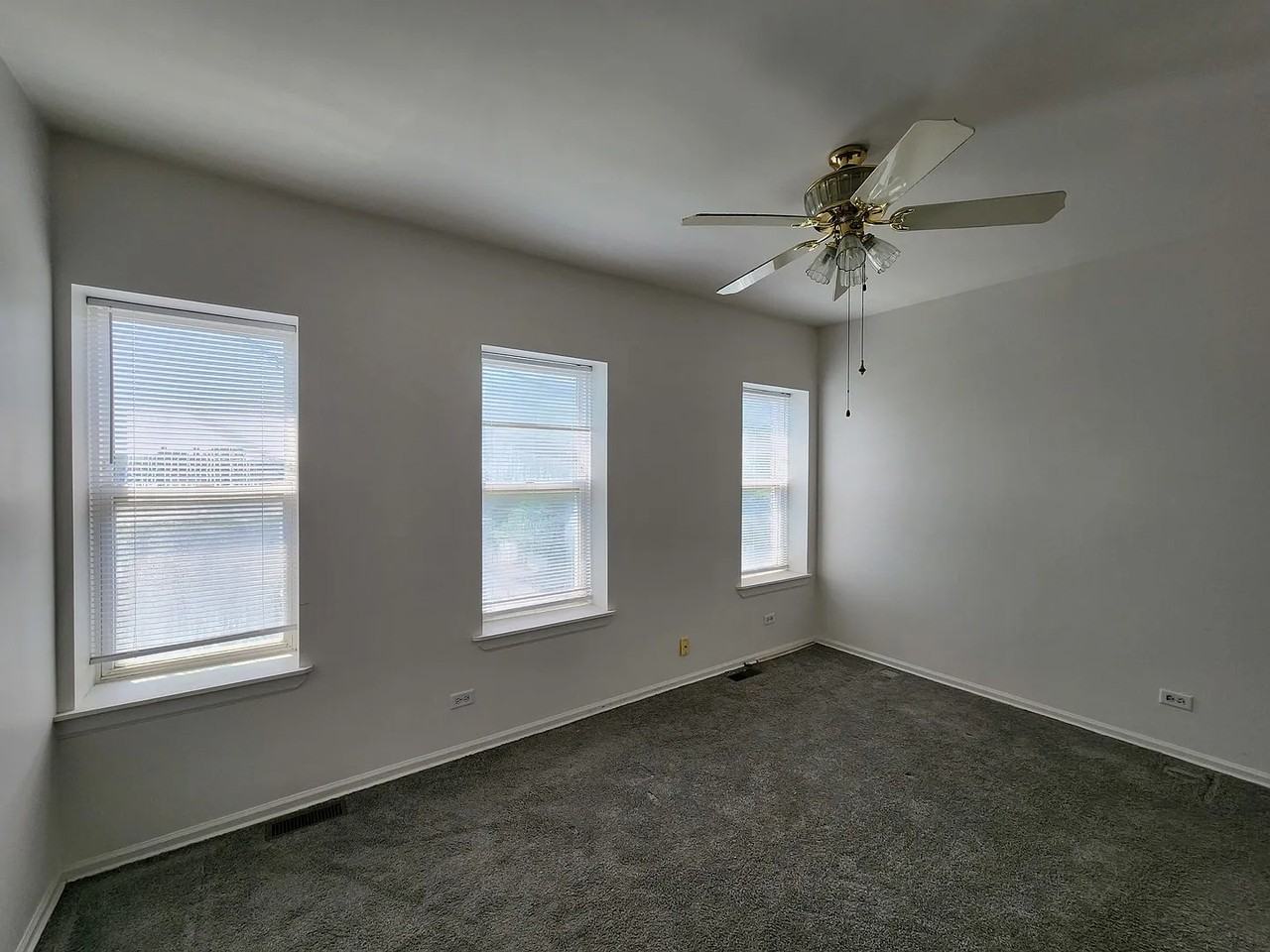 7000 S East End Ave - Photo 5 of 11