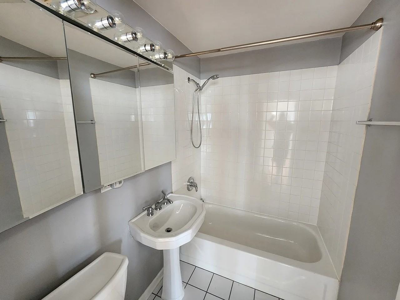 7000 S East End Ave - Photo 7 of 11