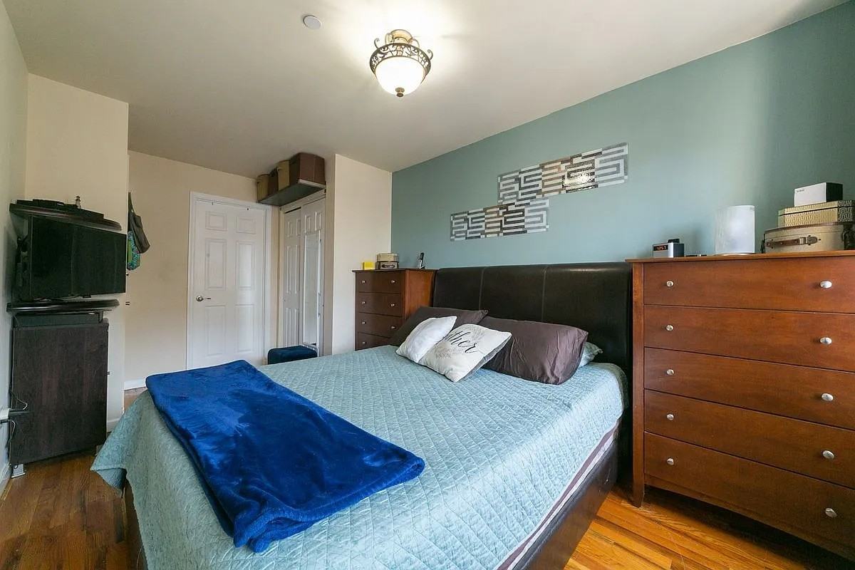 2796 Sedgwick Ave - Photo 2 of 13