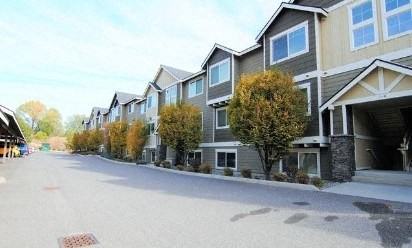 Brookstone - Photo 2 of 17