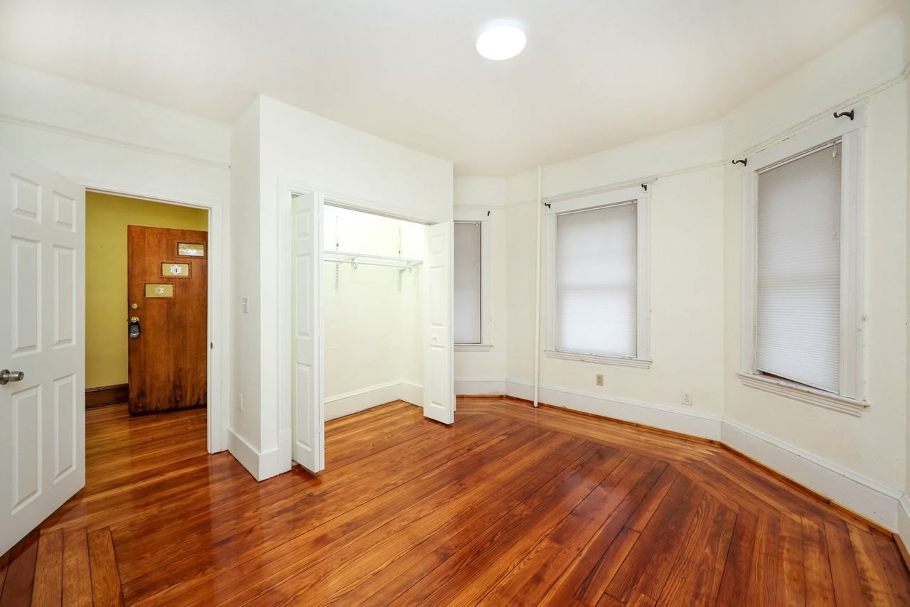 84 Rogers Ave #1 - Photo 5 of 16