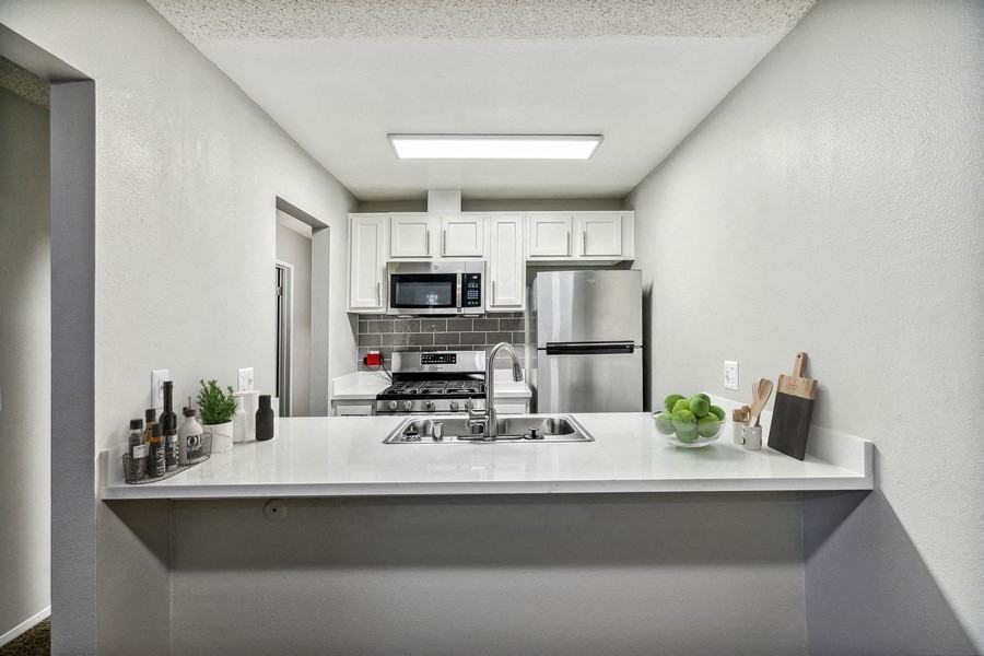 Fullerton Hills - Photo 3 of 28