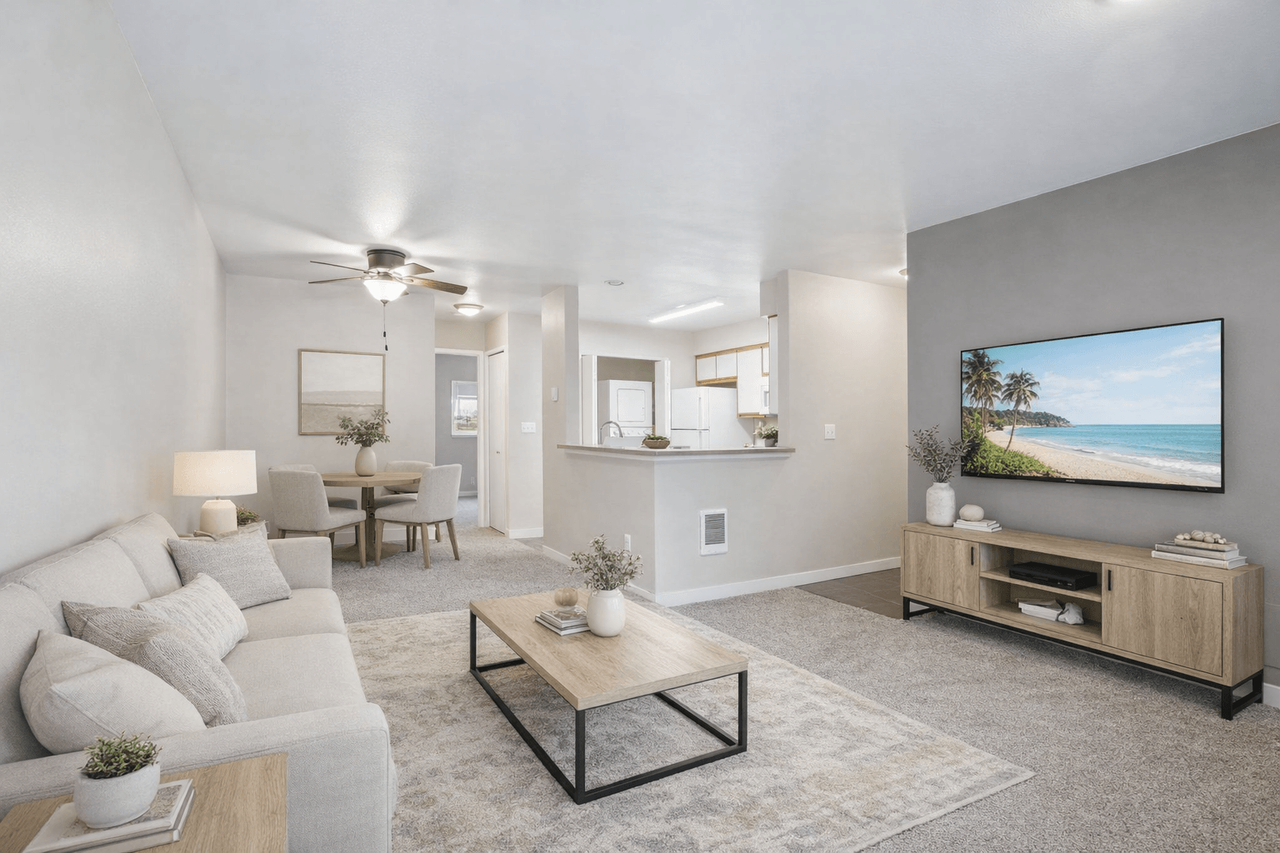 Stratford Apartments - Photo 2 of 35