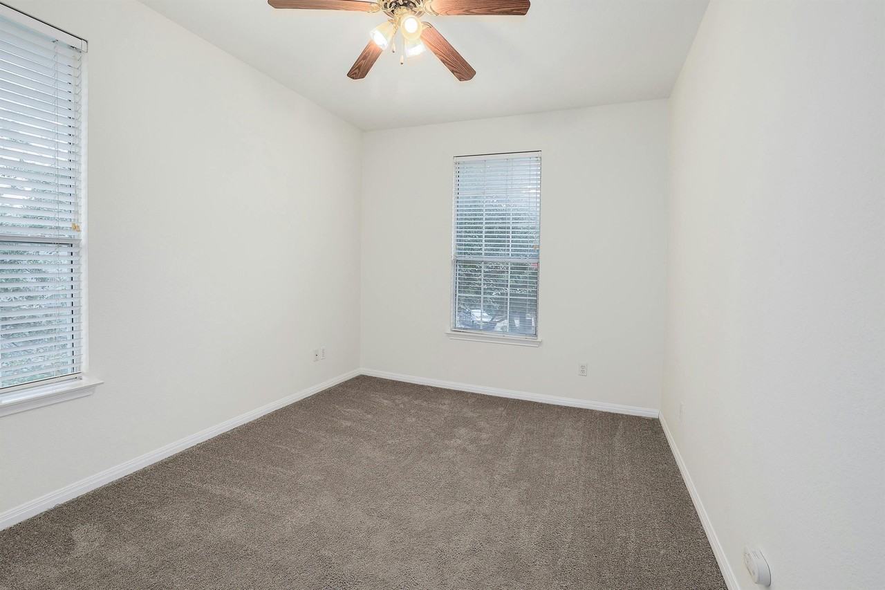 8518 Cahill Dr #9 - Photo 7 of 10