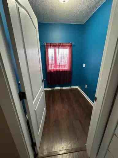 24 Columbia St W #MAIN - Photo 4 of 6