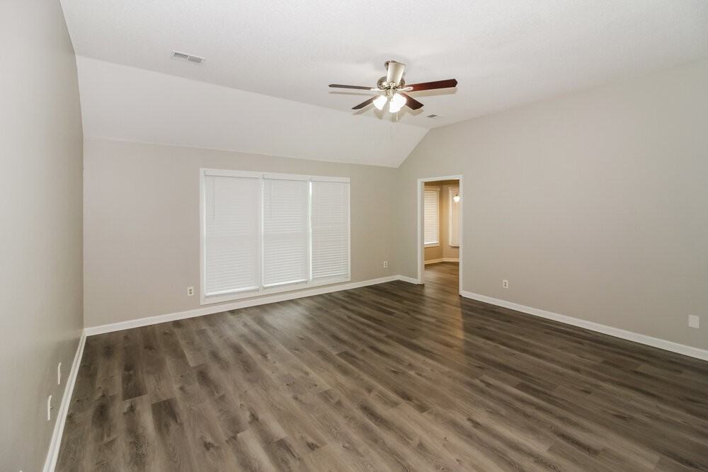 1433 Siskin Dr - Photo 7 of 16